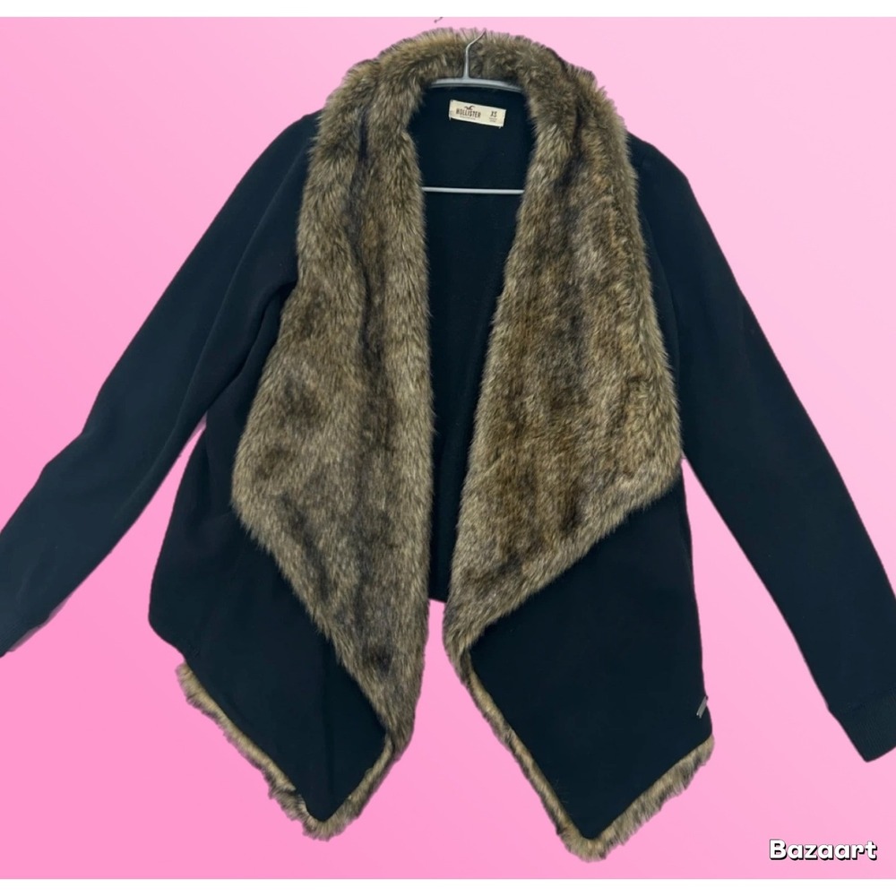 Hollister Fur Trim Jacket Coat Long Sleeve black brown blouse mob wife maximalis